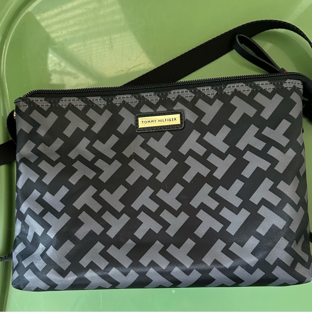 Tommy Hilfiger Printed Logo Crossbody